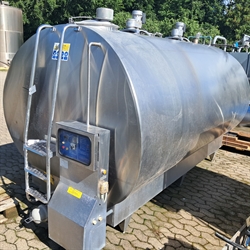 1 Stk. gebrauchter „Røka“-Kühltank 6000 l. 350x190x240 cm. Tank 12
